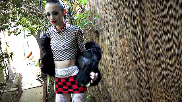 Skinny 21yo deepthroat slut pussybanged by BF