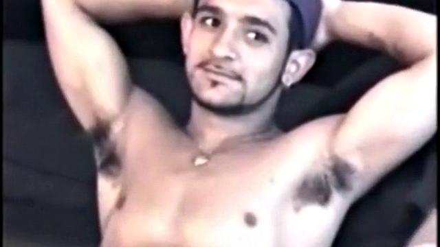 2 Straight Guys Jerking Off