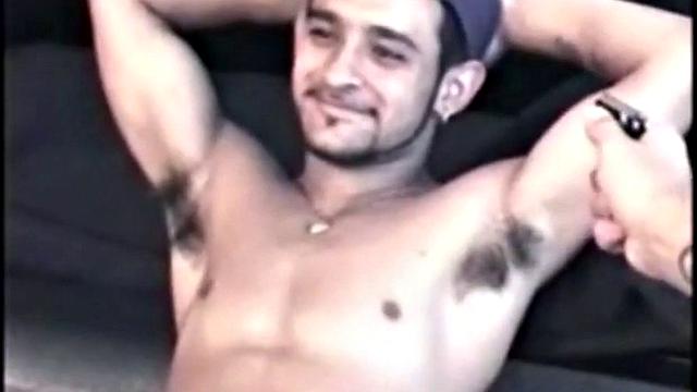 2 Straight Guys Jerking Off