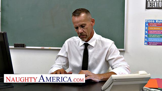 Cute student Sherrie Moon needs Professor's help to focus