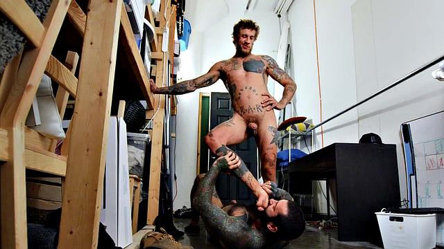 Tattooed hairy hunk drilled in anal in missionary