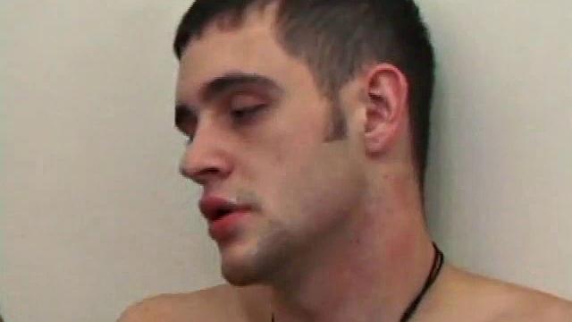 Это бонус-сцена: Бама и Дэмиан развлекаются друг с другом. Сначала это не планировалось к выходу, но эти двое такие горячие вместе - приходится смотреть! Наслаждайся!