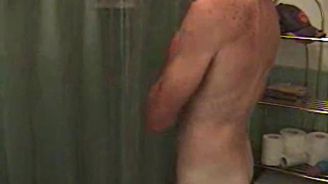 Keith claims he's lost weight since solo video, now thinks he's God's gift to the world. This arrogant, self-righteous, know-it-all, didn't mix well with gentle and friendly Scott.