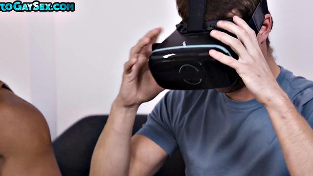 Muscled gaming stud fucks cocksucking bottom after playing