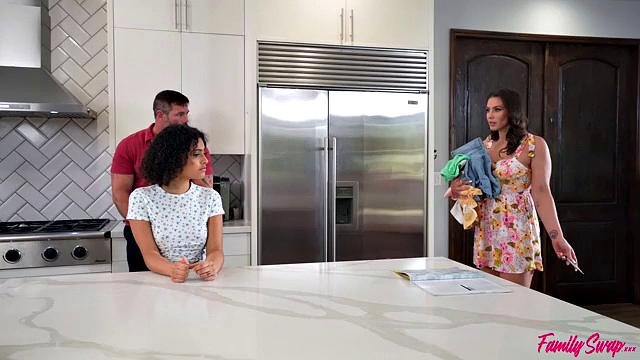 Less Hiding And More Riding For Swap Family - S6:E9