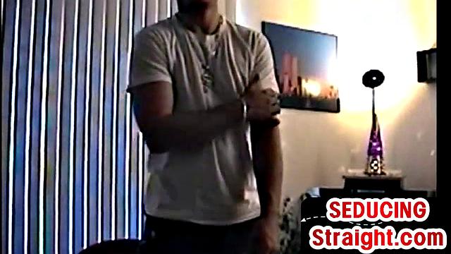 Seduced str8 1st time deepthroating