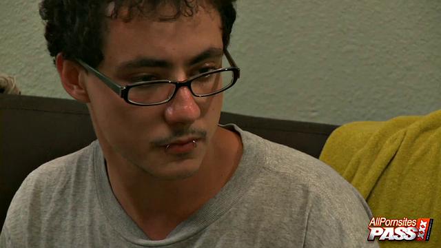 Cuckold Allie fucks guest