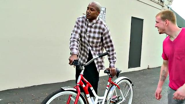 Black bottom pulled and fucked in public place