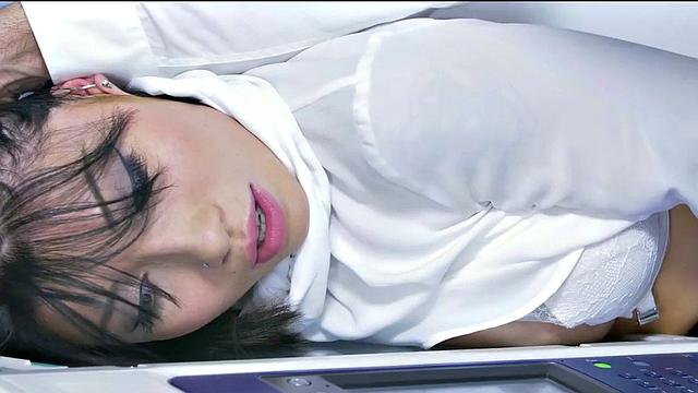 BJ secretary Asian babe pussyfucked by dominant boss