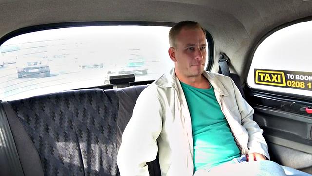 Bigboob taxi driver gets pussy licked and pounded on backseat