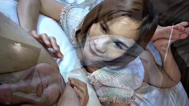 Benty: GF No Panties Bareback Handjob