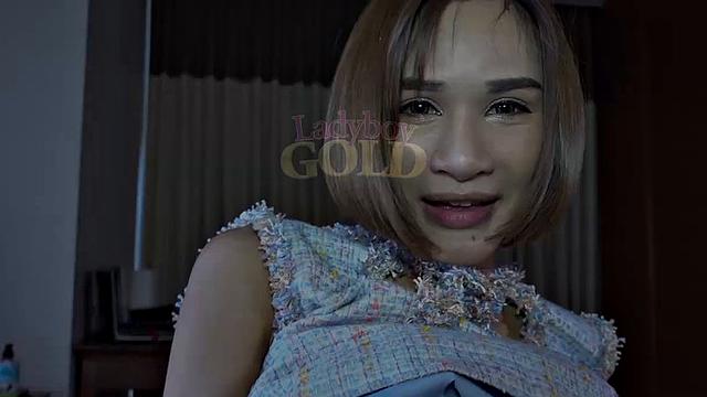 Benty: GF No Panties Bareback Handjob