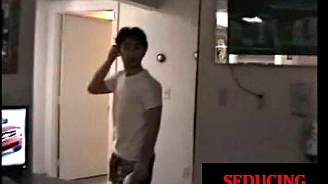 Athletic guy gets tugged and fingered during blowjob