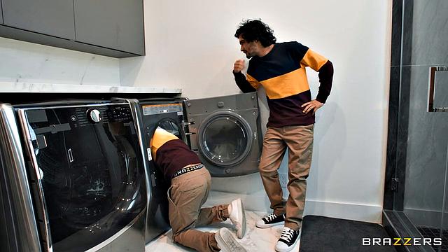 Lookalikes Tag Team MILF