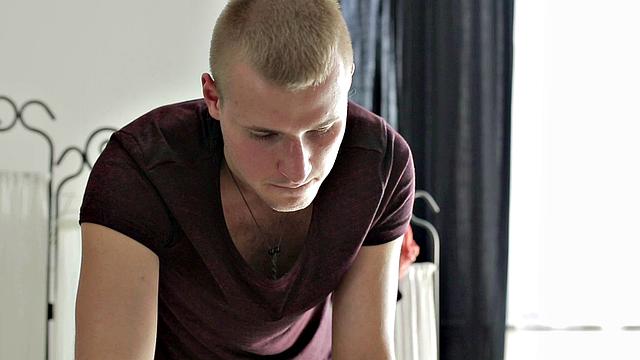 жаркая массажевая сессия: лера просит анальный финал