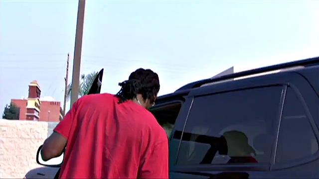 Мисти Вонаж заводит чернокожего любовника и отдается по полной программе на охоте за зрелыми дамами.