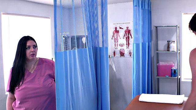 медсестра аврора с формами выписывает член без очереди