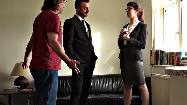 SUK brunette in stockings gets an ass stuffing