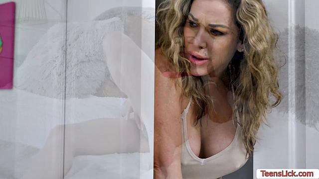 I let babysitter sit on my face and eat her pussy