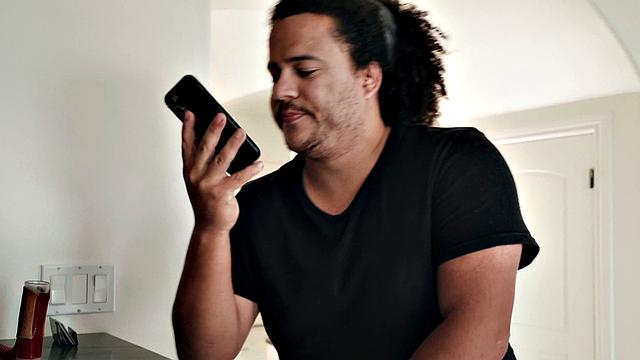 Kenzie Taylor - Behind the Scenes