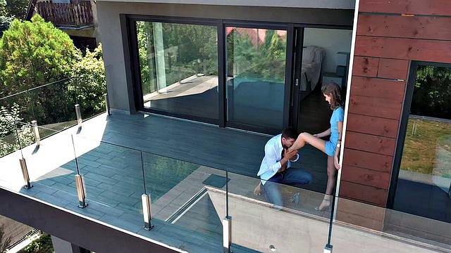 FOOTSIE BABES - Stunning Tiffany Tatum Uses Her Tiny Feet To Rub Her Man's Cock