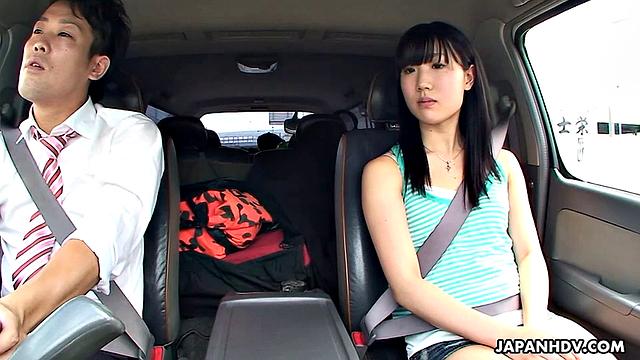 Yuuko Kohinata meeting new people