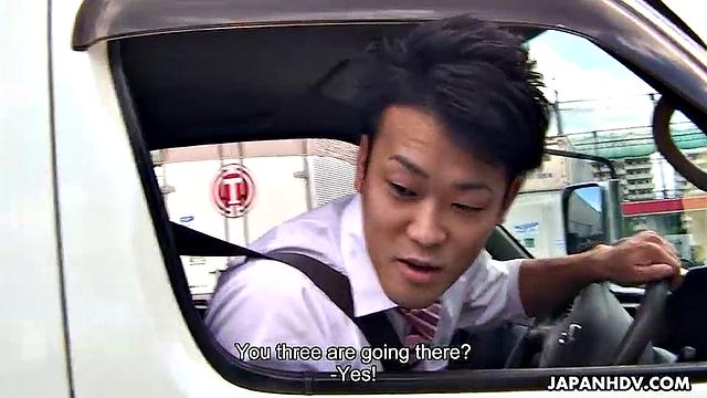 Yuuko Kohinata meeting new people