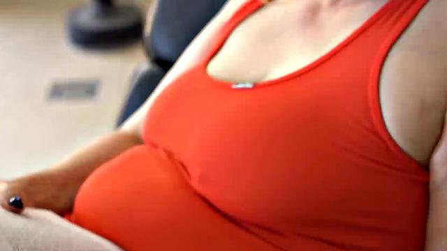 MATURE4K. Experienced beauty has sex with hunk instead of reading