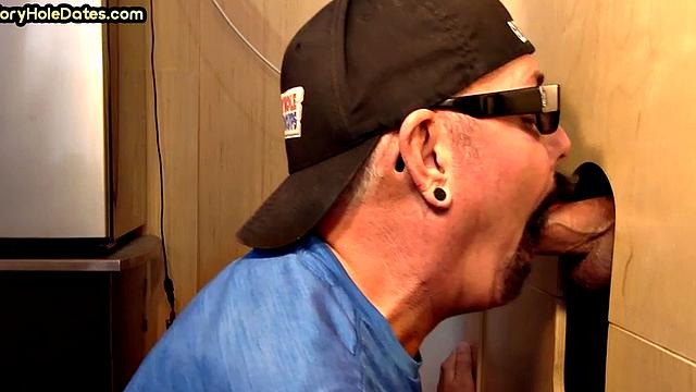 Gloryhole mature takes mouthjizz in greedy mouth