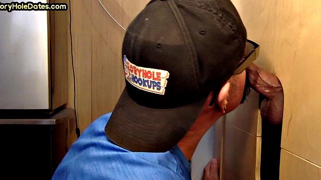 Gloryhole mature takes mouthjizz in greedy mouth