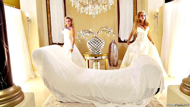 Бриана Бэнкс и Келли Мэдисон выжимают всё из члена