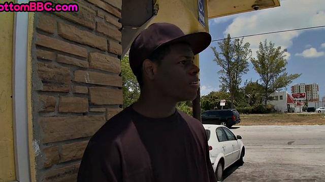 Ebony thug gets fucked in public by white top