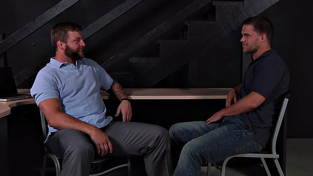 Cockriding nympho drilled by nice dick in anal hole