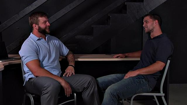 Cockriding nympho drilled by nice dick in anal hole