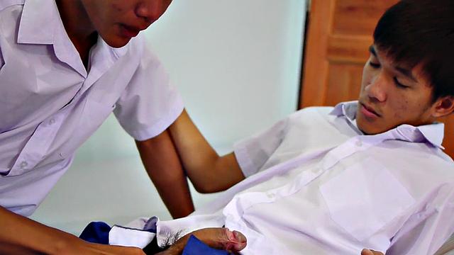 College Asian twinks fuck in anal sex with cumshot