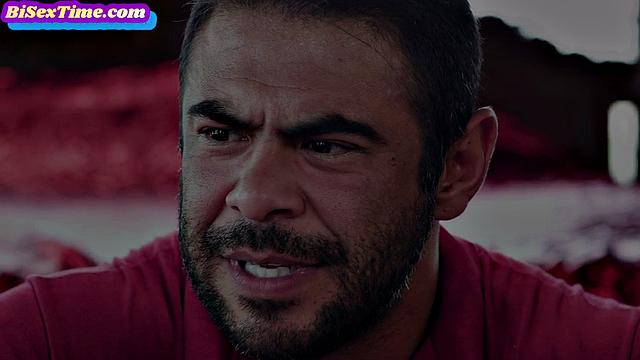 Naughty slut pounded in bisex threesome