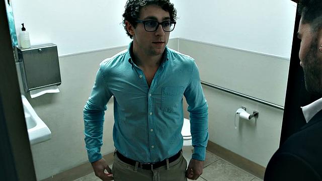 Office colleagues in bareback threesome action with DILF