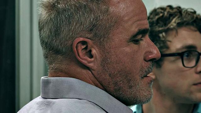 Office colleagues in bareback threesome action with DILF