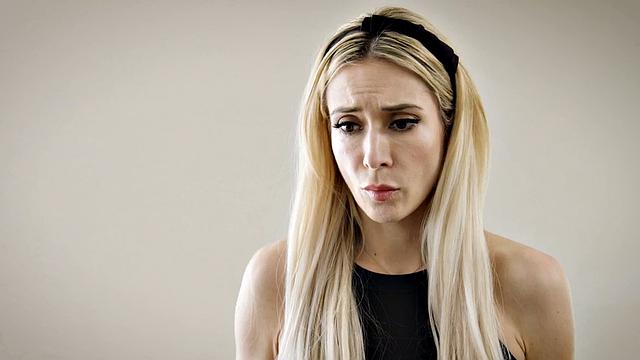 Sinner babe banged by her lover in passionate affair