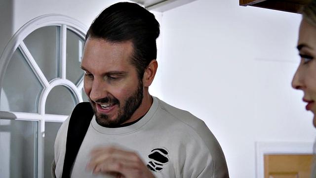 Sinner babe banged by her lover in passionate affair