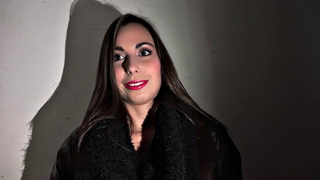 Euro Chick Sucks in Elevator