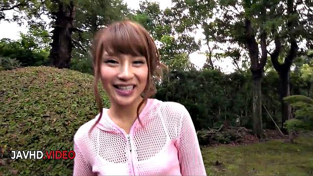 Анна Анжо сосёт на природе, а мужик мечтает о кондиционере - трахаться жарче некуда!