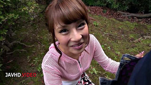 Анна Анжо сосёт на природе, а мужик мечтает о кондиционере - трахаться жарче некуда!