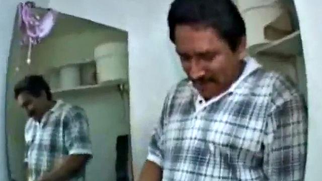 Ciera Sage blonde teen pissing