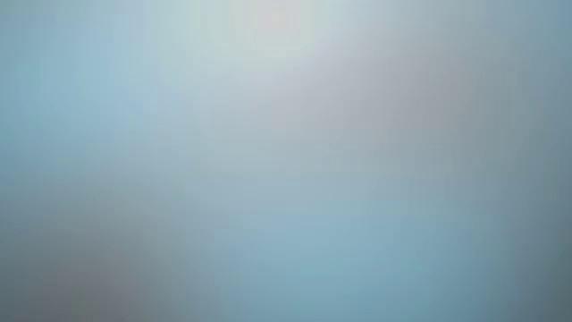 брюнетка милф раздевается после работы и трогает грудь