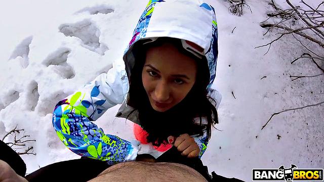 Amia Miley's Winter Vacation