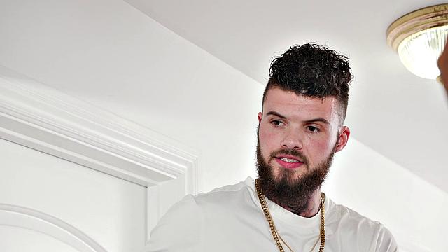 Транс латина и черная подруга трахаются с татуированным членом и Кейси Кей, Лола Морена