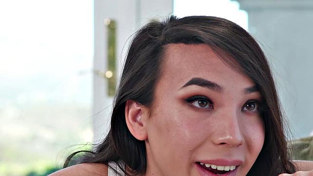 Транс латина и черная подруга трахаются с татуированным членом и Кейси Кей, Лола Морена