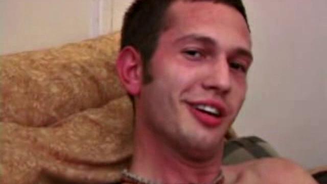 Che Jerking Off With Toy