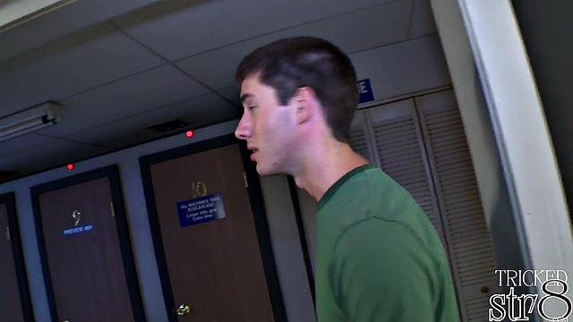 Real guy gets blowjob in gloryhole